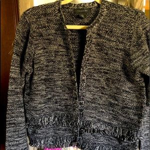 EUC Tahari light weight jacket, feels like a sweater. Black and white